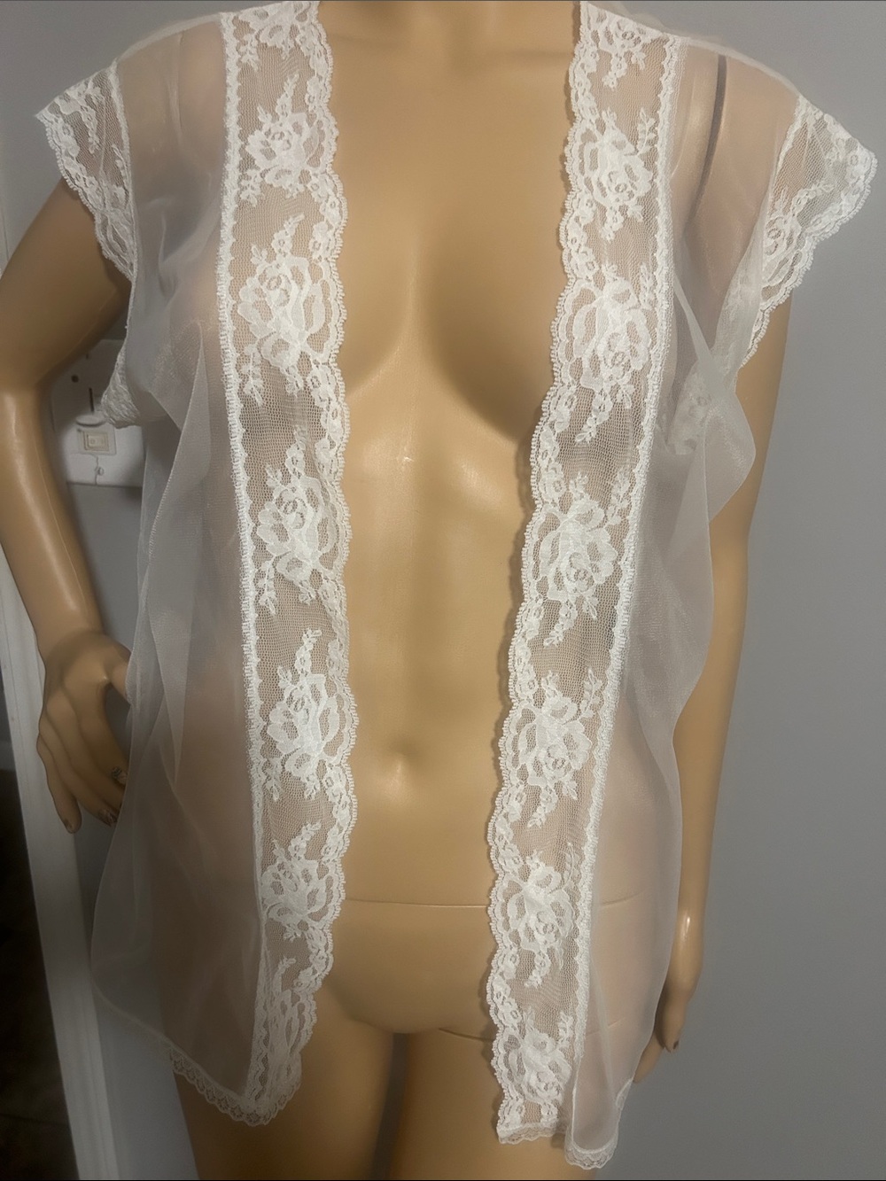 Sheer Vintage  Lace Trim White Bridal Robe Cover-Up Made in USA🇺🇸
